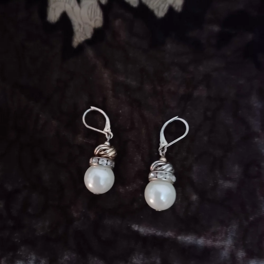 Bella Jack necklace &‎ earring set with Faux pearls & rhinestones with go…
